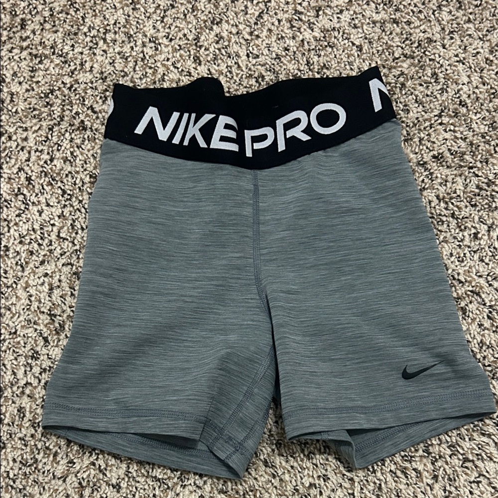 Nike Pro Heather Gray Training Shorts